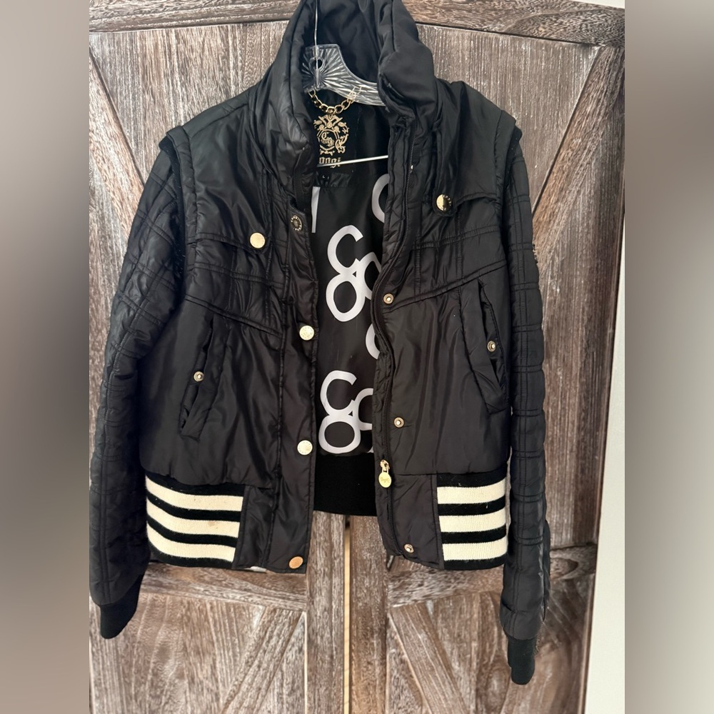 COOGI Black Puffer Jacket Gold Accent Removable Sleeves
